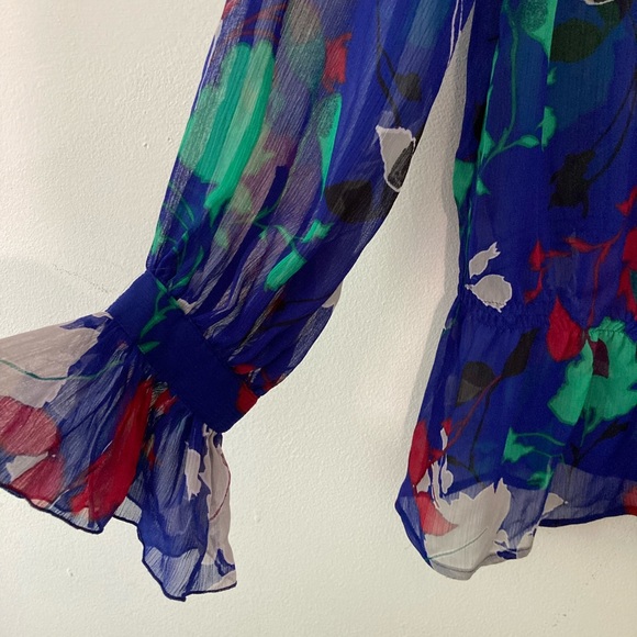 George Ruffled Blouse, Size M - Picture 4 of 11